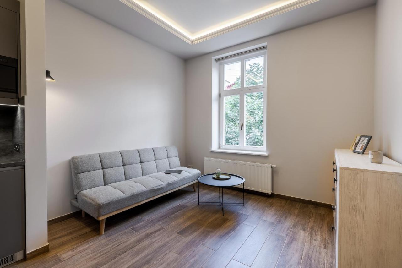 Inshiapartments On Kovzhuna Str ลวีฟ ภายนอก รูปภาพ